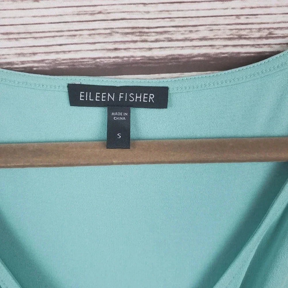 Eileen Fisher Womens Small 100% Silk Mint Green Stretch Sleeveless Faux Wrap Top - Picture 4 of 7